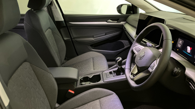 Volkswagen Golf 1.5 TSI 150 Match 5dr Petrol Hatchback - Image 32